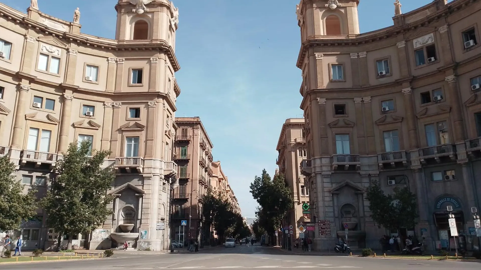 Risplendhouse By Holiday World Apartment Palermo Italy